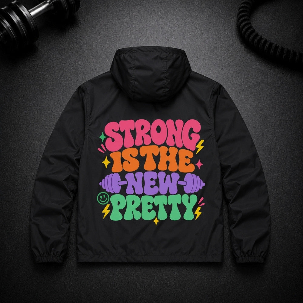 Strong Is The New Pretty Performance Jacke Schwarz